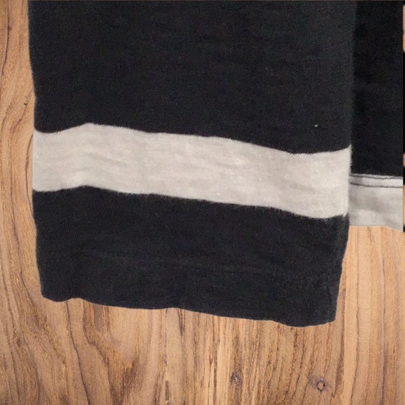 GAP Striped Tee, Black and Gray, Size Large - Picture 4 of 6